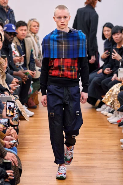 Look 35